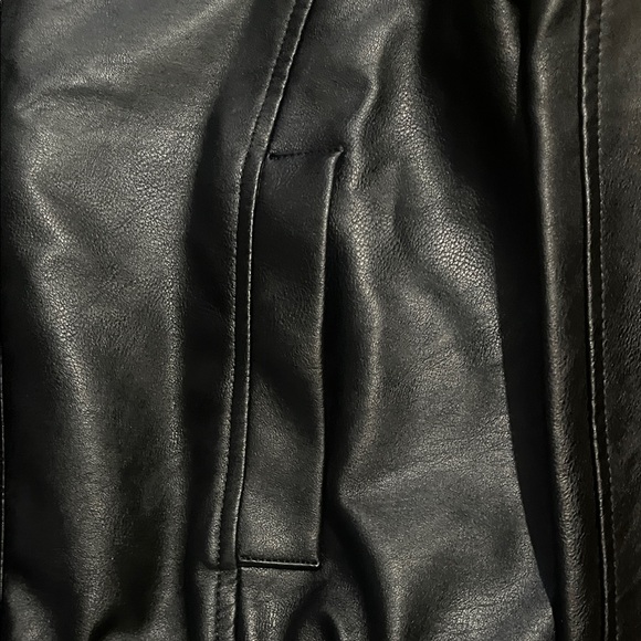 Abercrombie & Fitch Vegan Leather Jacket - Picture 5 of 6